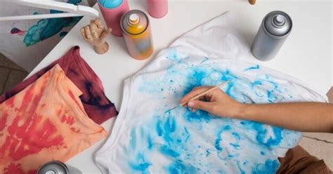 how to get tempera paint out of clothes: the importance of understanding different fabric types in cleaning processes